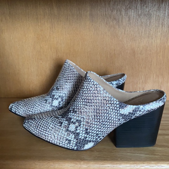 ABLE Rojas mule - Picture 3 of 5